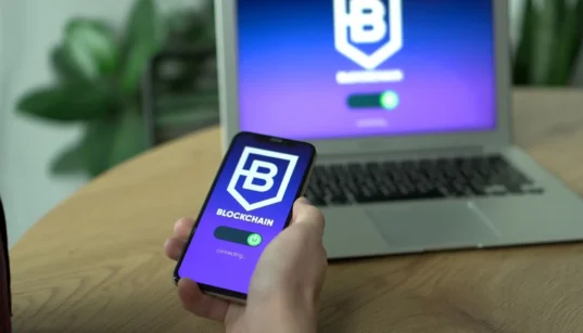 How the New Snowflake App Empowers Volunteers to Bypass Internet Censorship | Privacy Needle
